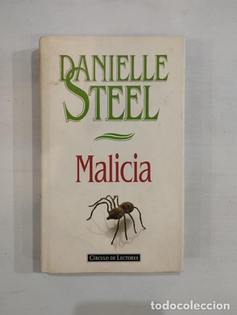 Libros de segunda mano: Danielle Steel - Malicia - Foto 1