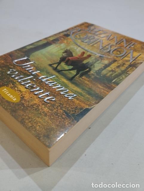 Libros de segunda mano: Suzanne Robinson - Una dama valiente - Foto 2