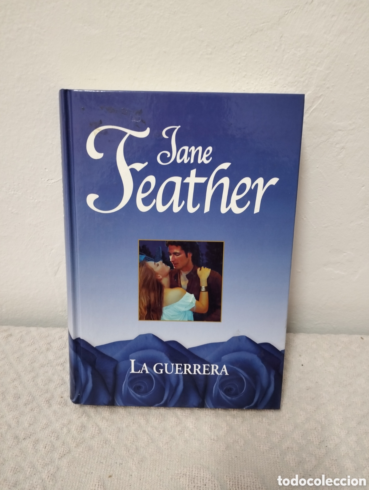 Libros de segunda mano: Jane Feather - La Guerrera - RBA 2007 - Foto 1