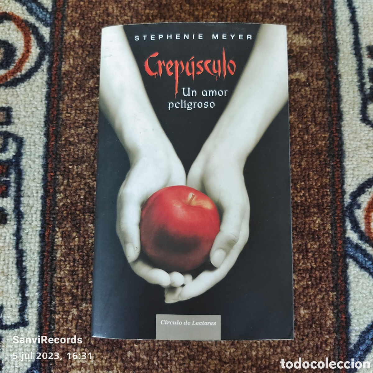 Crepusculo: Un Amor Peligroso (Spanish Edition)