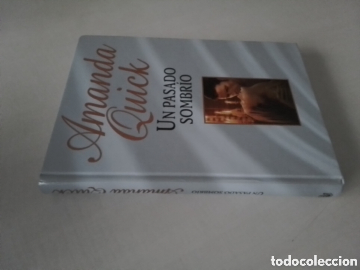 Libros de segunda mano: Libro Amanda Quick - Foto 2