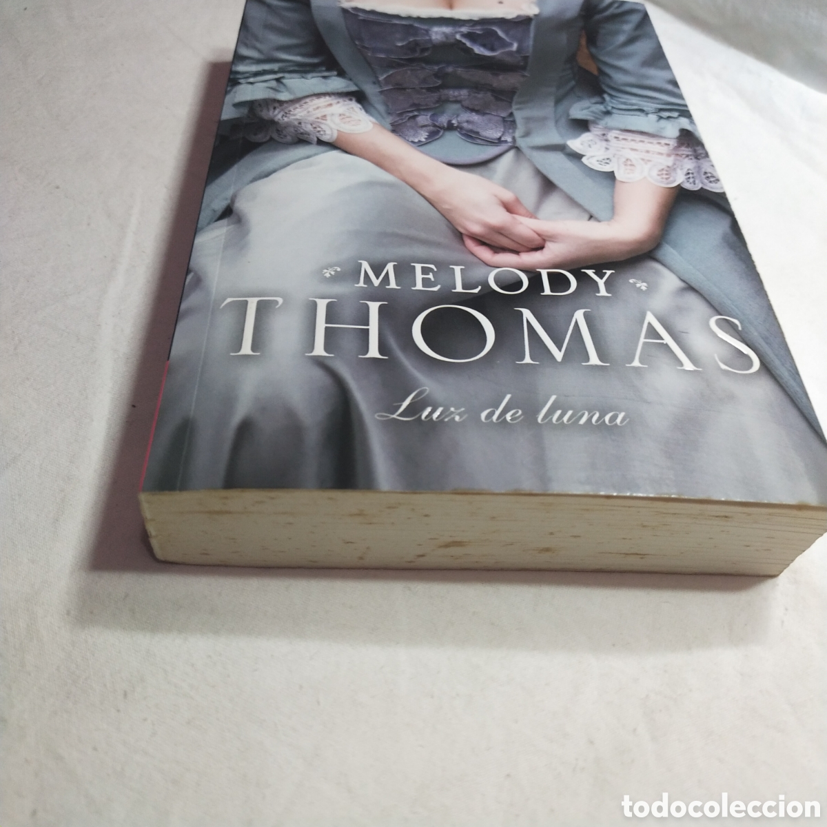 Libros de segunda mano: Luz de luna. Melody Thomas. - Foto 2