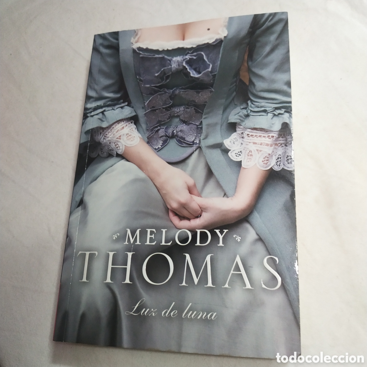 Libros de segunda mano: Luz de luna. Melody Thomas. - Foto 1