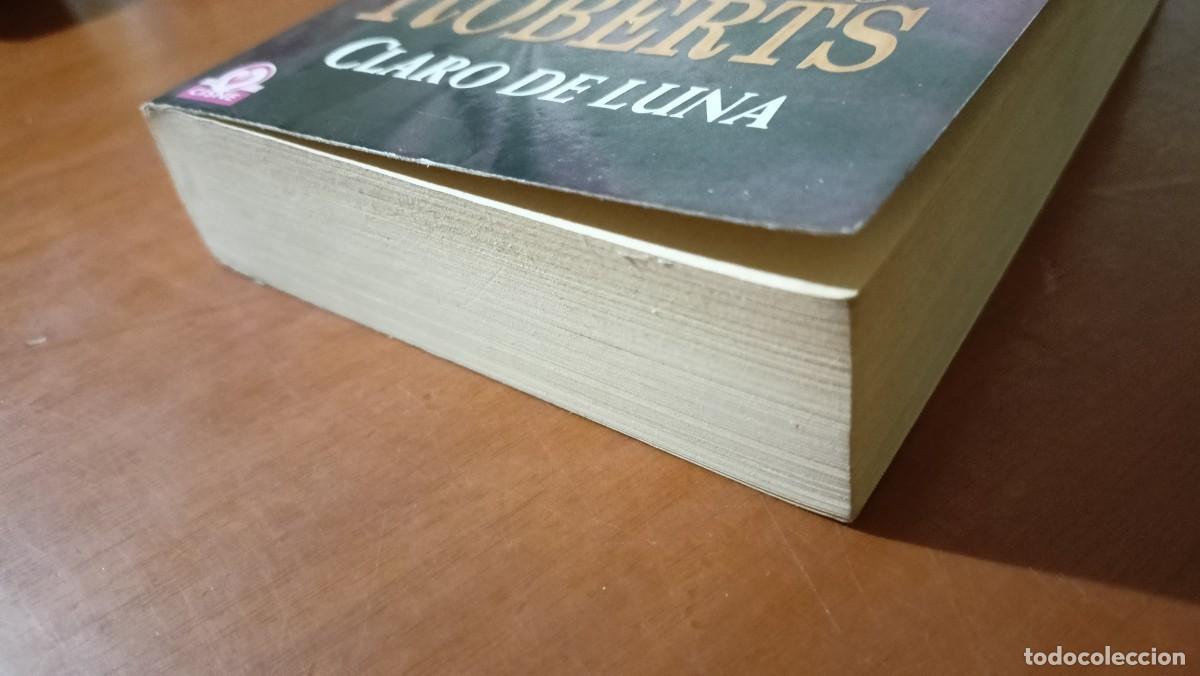 Libros de segunda mano: Claro de luna - Nora Roberts - Foto 3