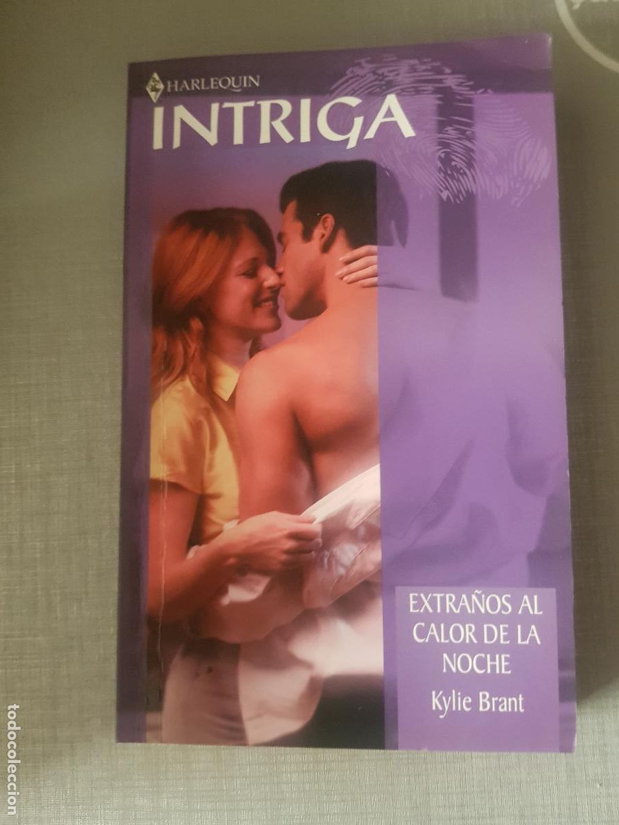 Gebrauchte B&uuml;cher: EXTRA&Ntilde;OS AL CALOR DE LA NOCHE