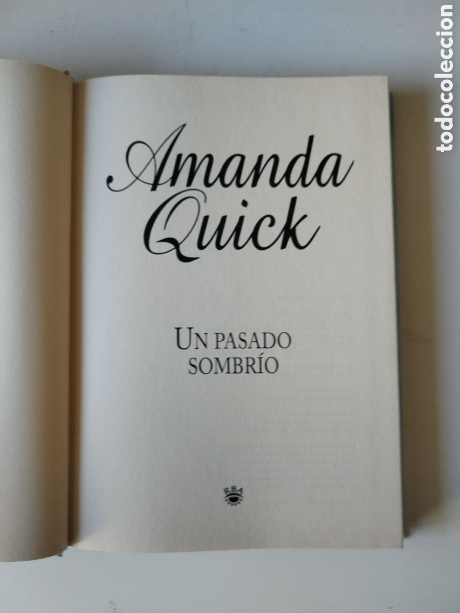 Libros de segunda mano: UN PASADO SOMBRIO/AMANDA QUICK - Foto 2