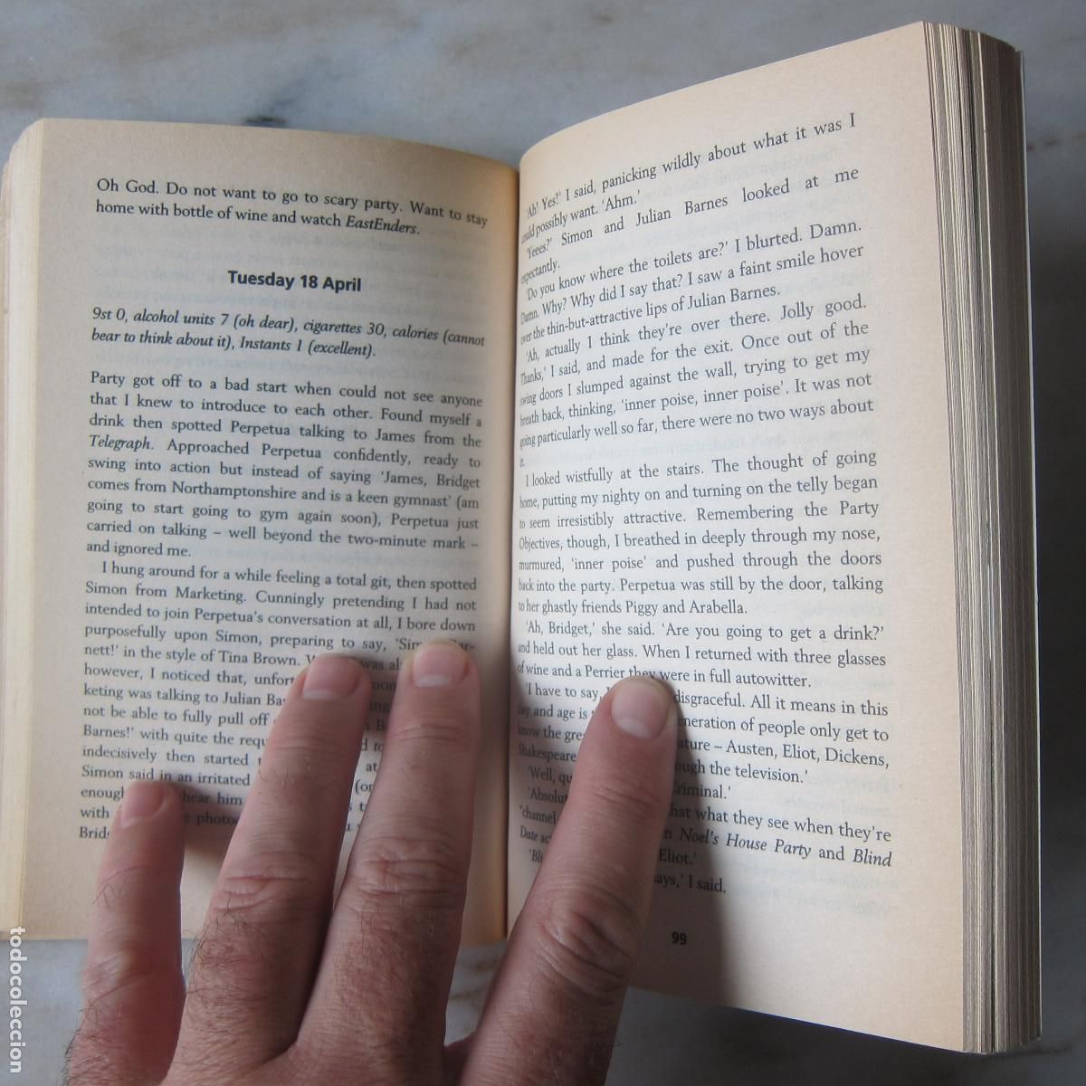 Libros de segunda mano: BRIDGET JONESS DIARY - HELEN FIELDING - Foto 5