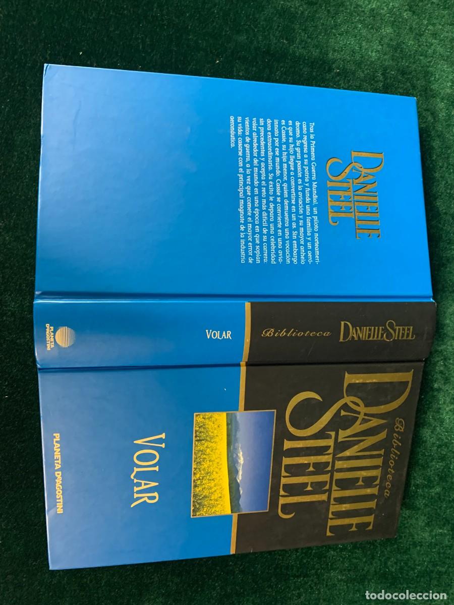 Libros de segunda mano: LIBROS; &laquo;VOLAR&raquo; DANIELLE STEEL. - Foto 2
