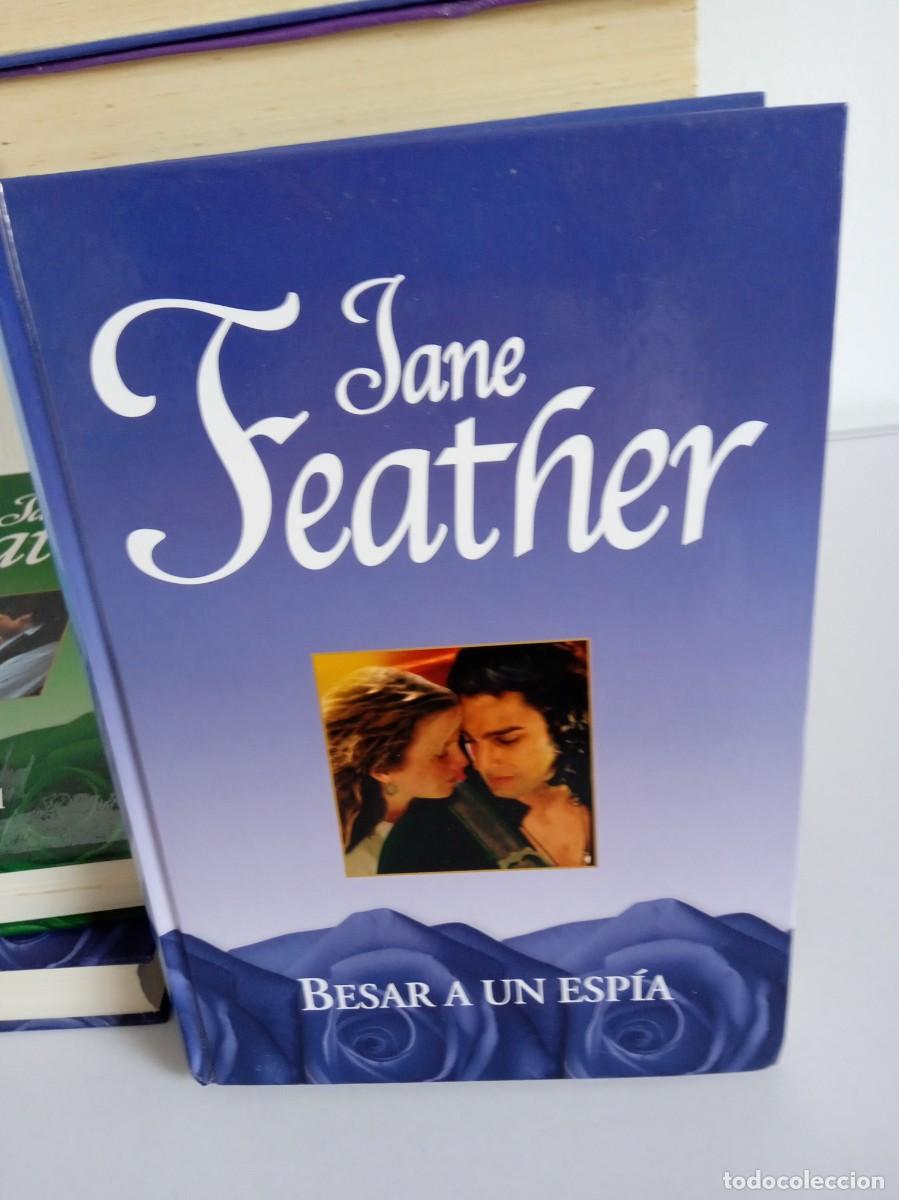 Libros de segunda mano: JANE FEATHER Colecci&oacute;n de 12 tomos - Foto 7
