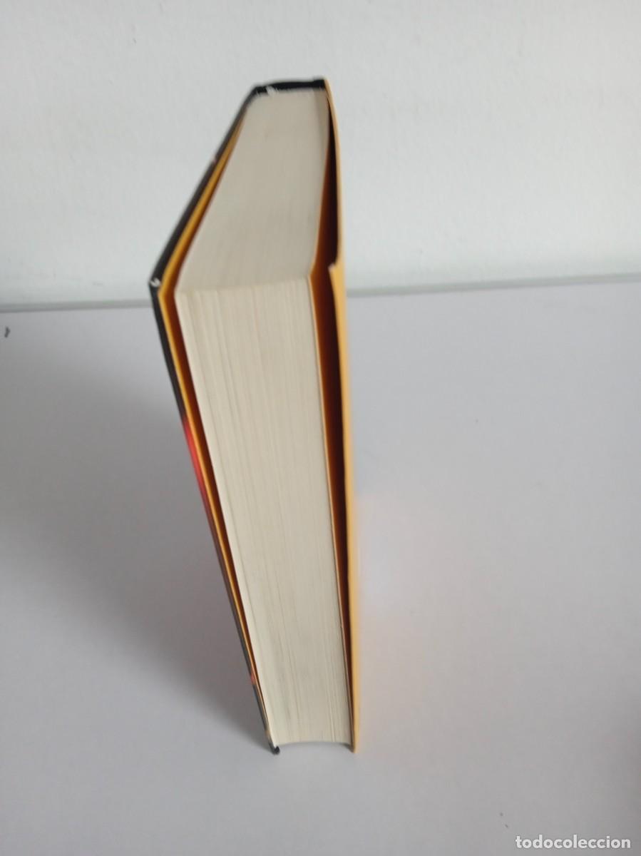 Libros de segunda mano: &iquest;Y A TI QUE TE IMPORTA? Megan Maxwell - Foto 3