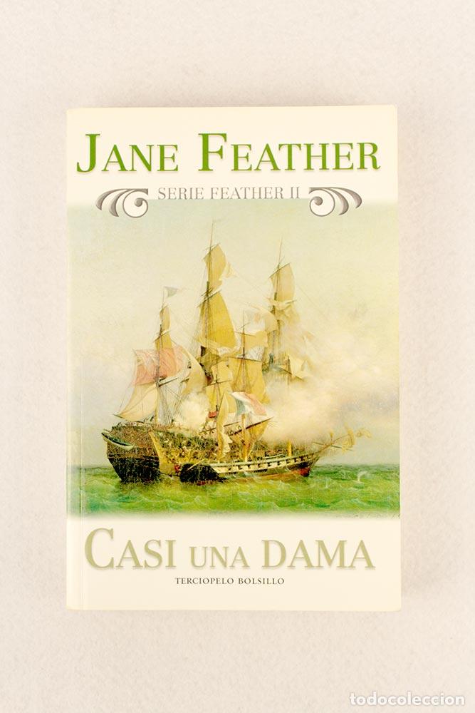 Libros de segunda mano: Casi una dama - Jane Feather - Foto 1