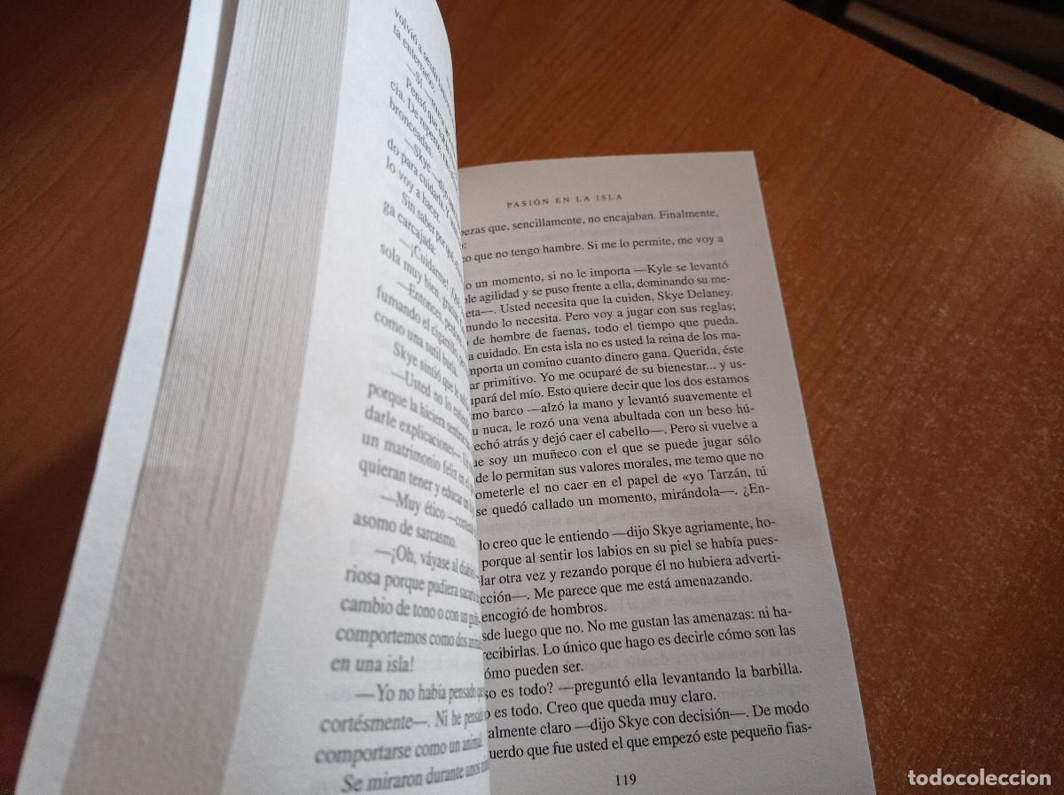 Libros de segunda mano: Pasi&oacute;n en la isla - Heather Graham - Libsa, 2000 - Foto 2