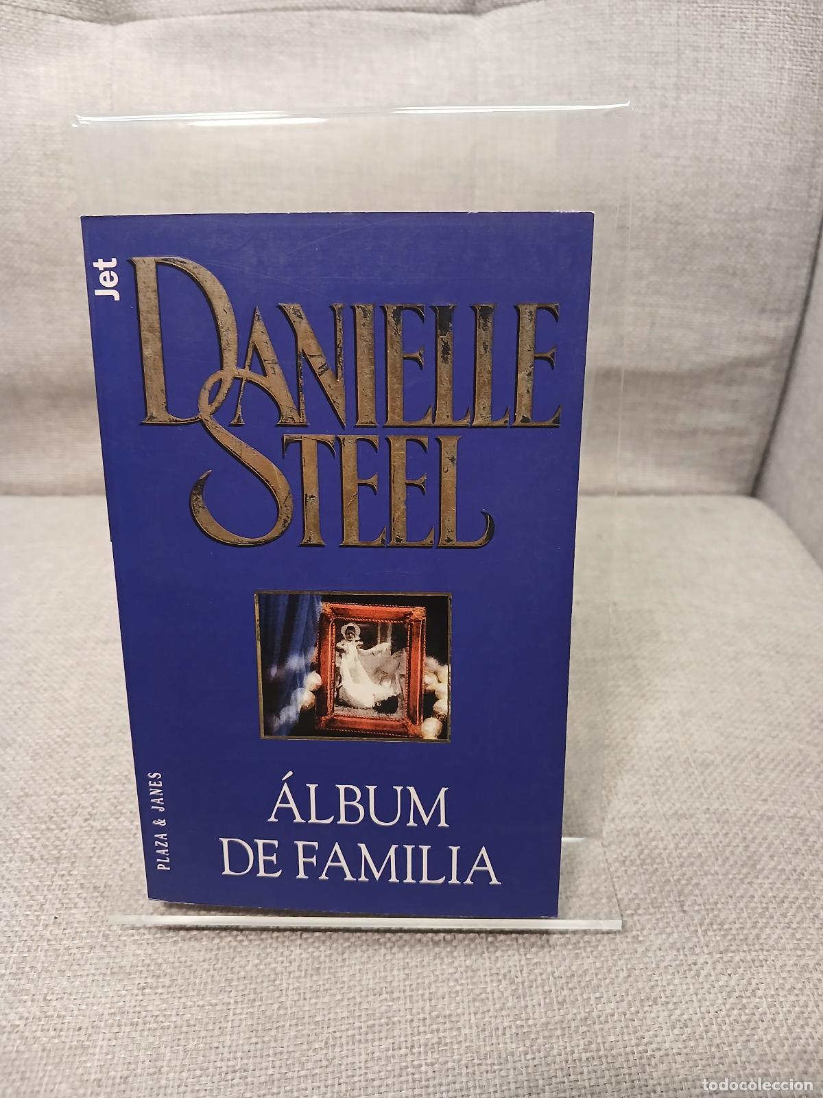 Libri di seconda mano: &Aacute;lbum de familia - Danielle Steel