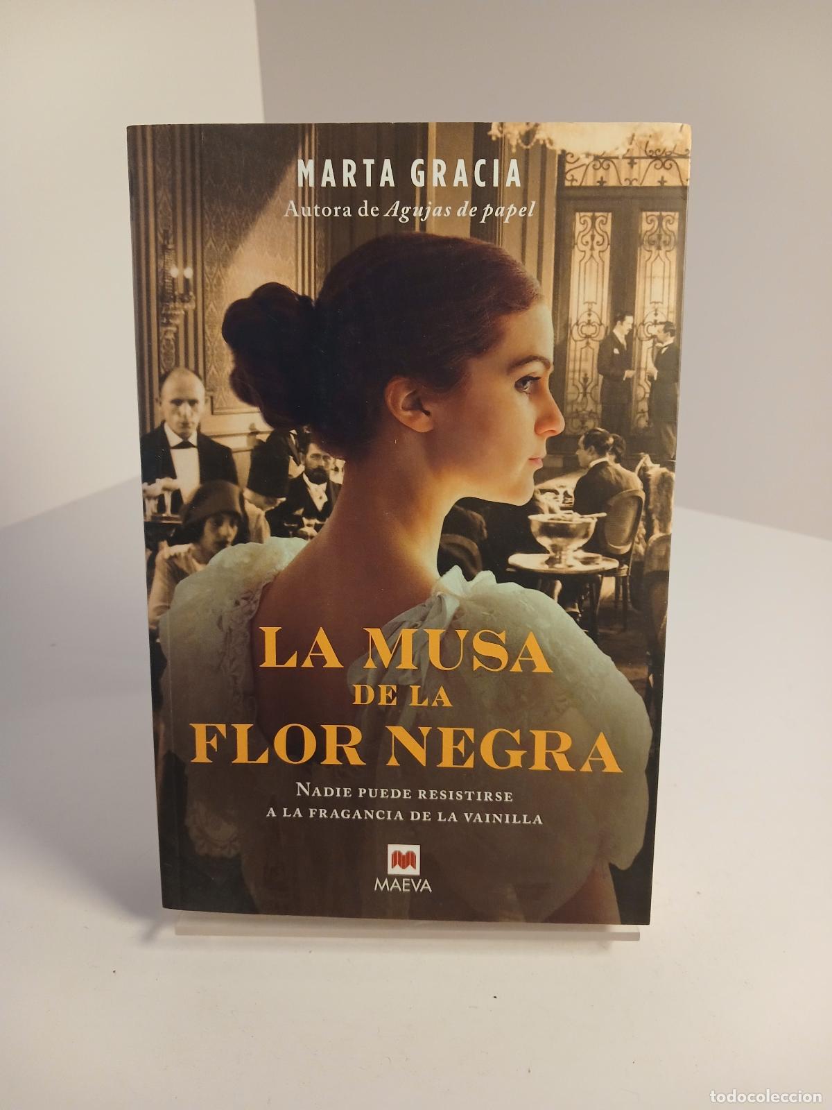 Libri di seconda mano: La musa de la flor negra nadie puede resistirse a la fragancia de la vainilla - Marta Gracia Pons