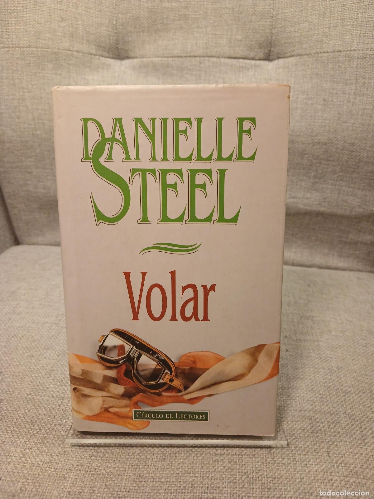 Libros de segunda mano: Volar - Danielle Steel - Foto 1