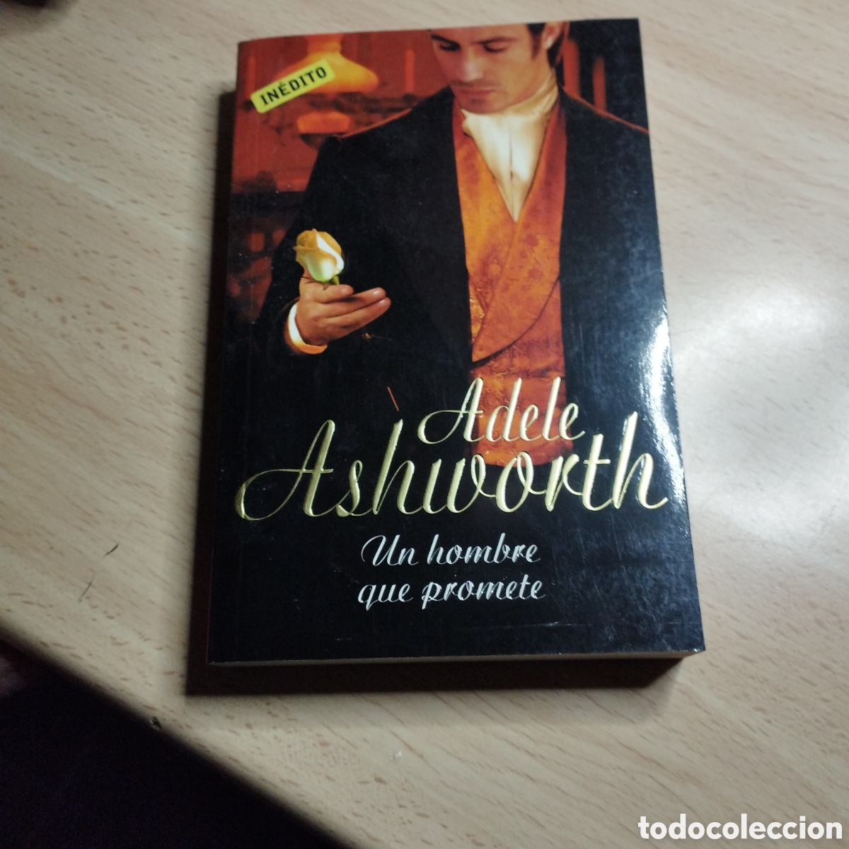 Libros de segunda mano: Un hombre que promete. Adele Ashworth 2008. Cisne 1&ordf; Edici&oacute;n de bolsillo