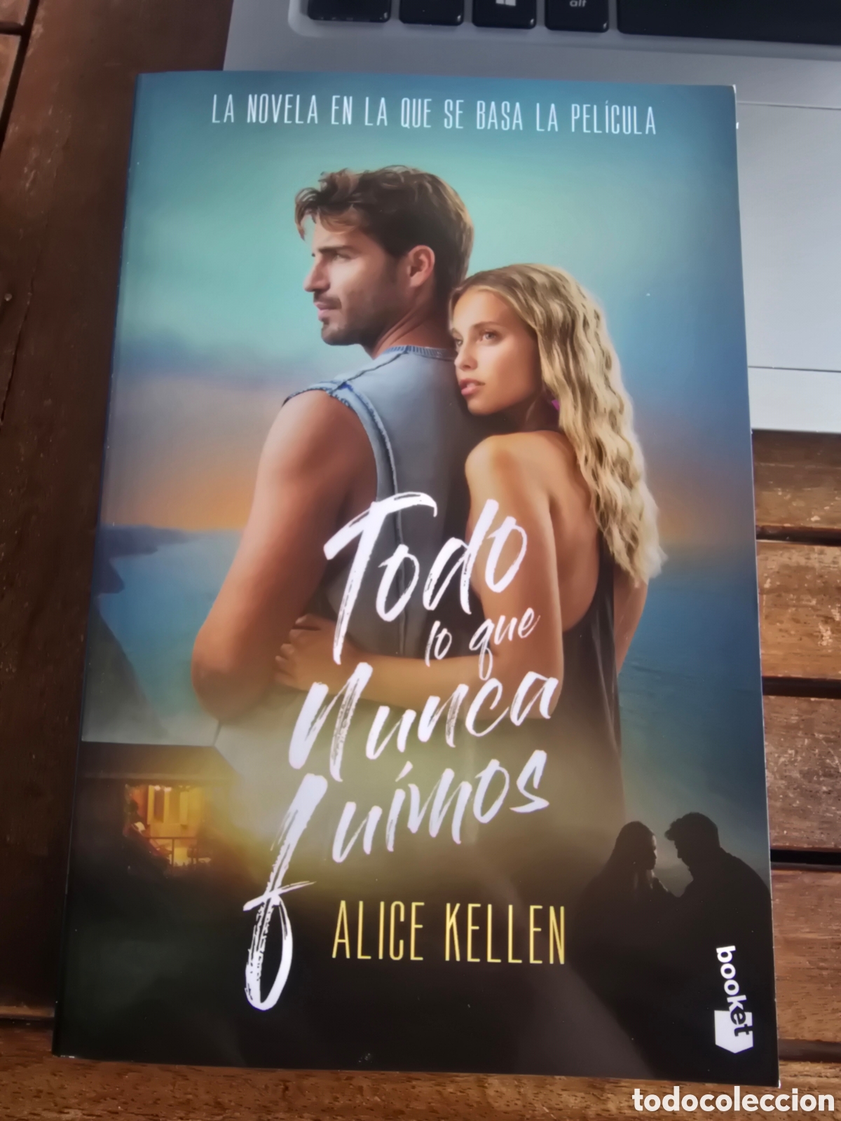 Libros de segunda mano: Todo lo que nunca fuimos (Ed. Pel&iacute;cula) Alice Kellen BOOKET 2026 novela romantica