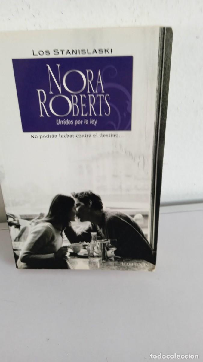 Libros de segunda mano: UNIDOS P&Ograve;R LA LAY Nora Roberts
