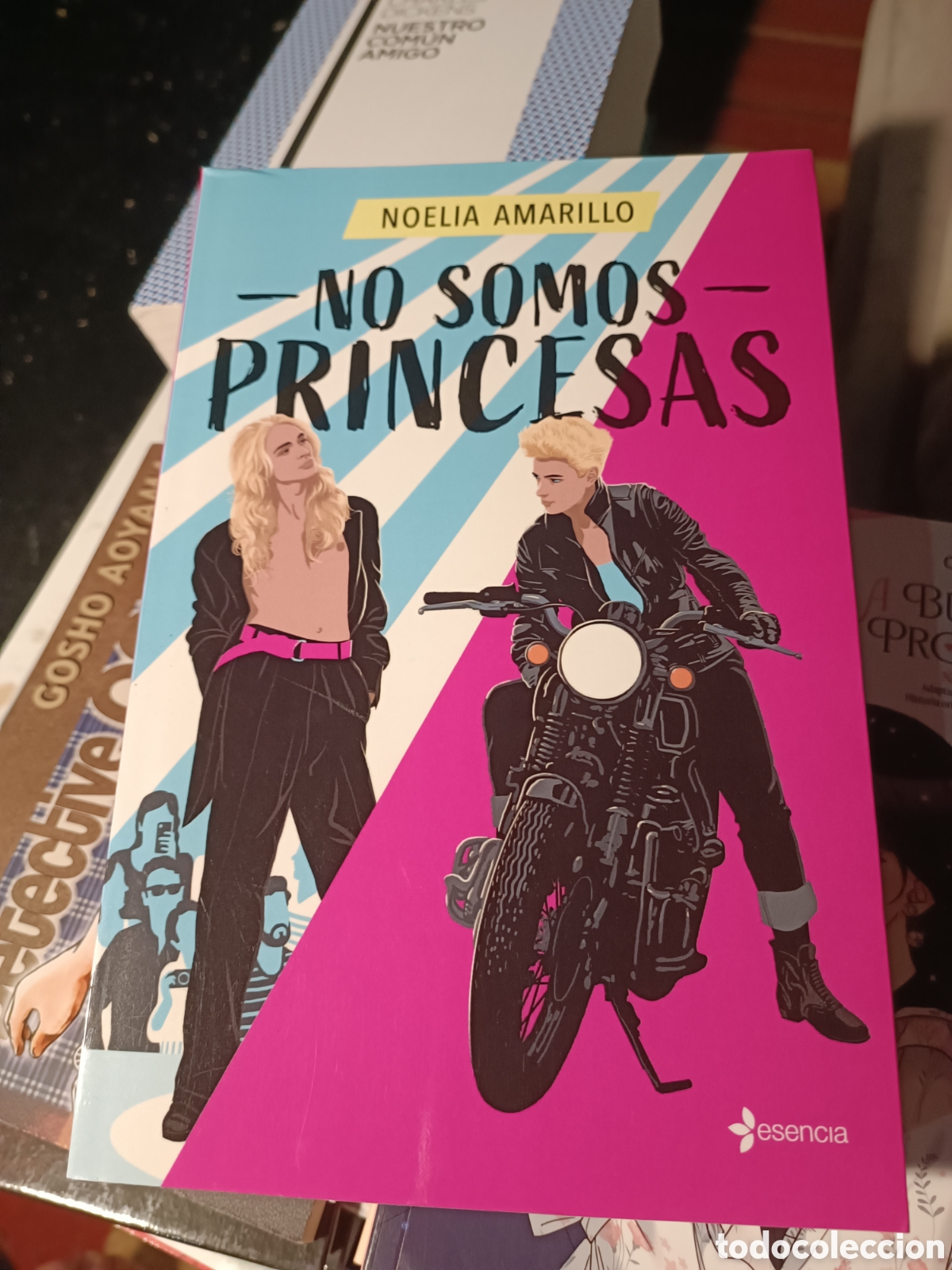 Libros de segunda mano: No somos princesas Noelia amarillo esencia octubre 2024
