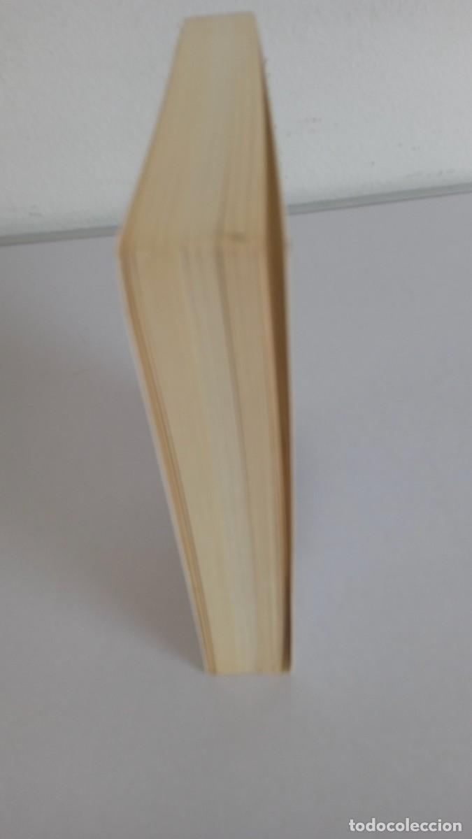 Libros de segunda mano: UNA LARGA ESPERA Nora Roberts - Foto 3