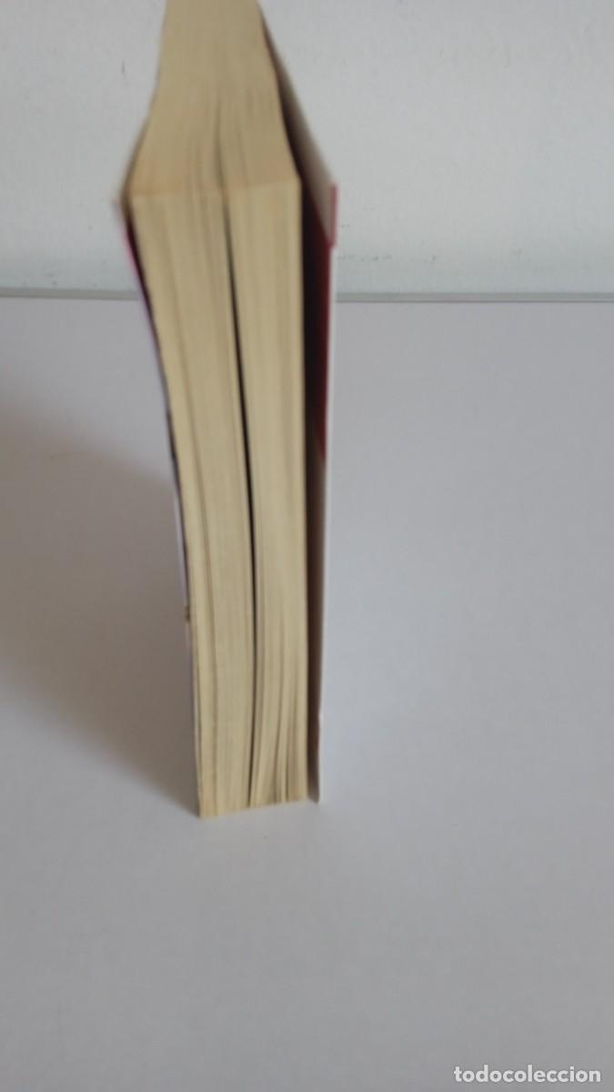Libros de segunda mano: SUCEDI&Oacute; EN OTO&Ntilde;O Lisa Kleypas - Foto 3