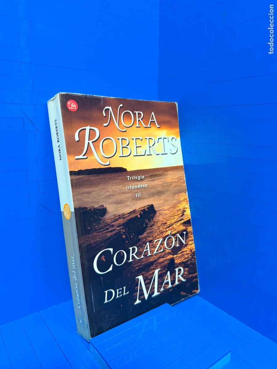 Libros de segunda mano: CORAZON DEL MAR &ndash; ED. SUMA DE LETRAS &ndash; 2002 &ndash; NORA ROBERTS