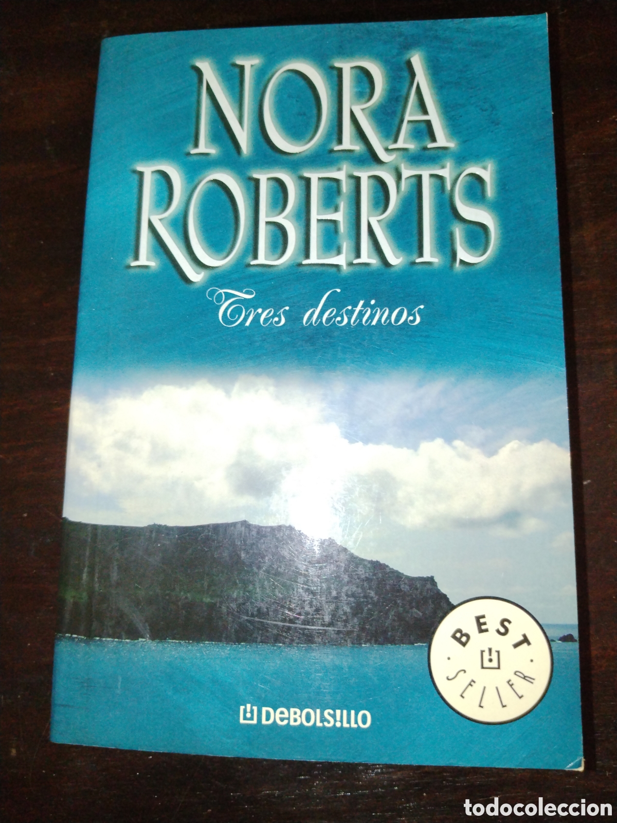 Libros de segunda mano: Tres destinos. Nora Roberts.