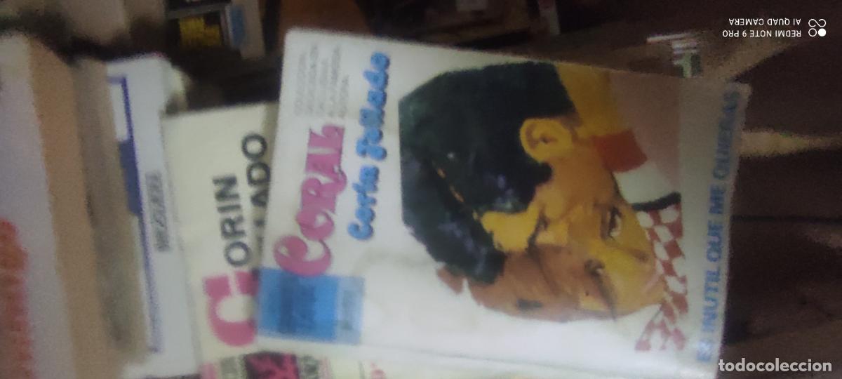 Libros de segunda mano: Es in&uacute;til que me quieras. Corin Tellado. Novela rom&aacute;ntica