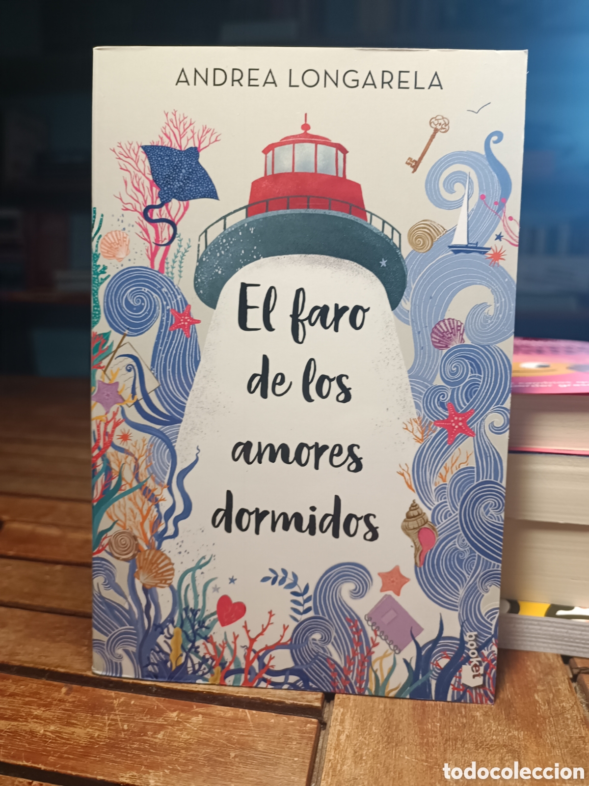 Libros de segunda mano: El faro de los amores dormidos Andrea longarela booket 2026