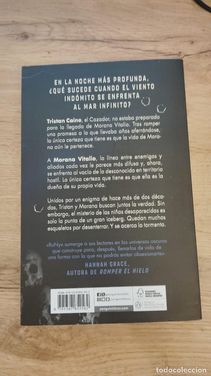 Libros de segunda mano: La tormenta | Runyx | B de Bolsillo - Foto 2