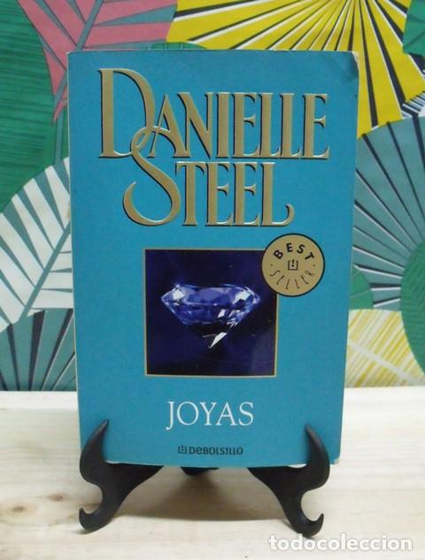 Libros de segunda mano: Libro Joyas - Danielle Steel - DeBolsillo