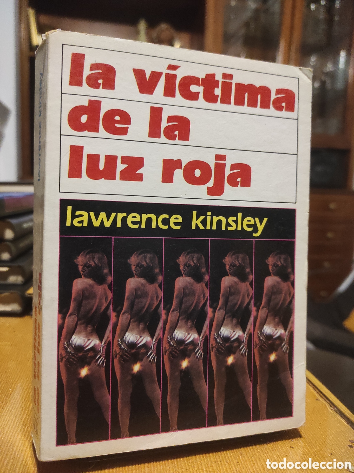 Libros de segunda mano: La v&iacute;ctima de la luz roja - Lawrence Kinsley (PEDIDO MINIMO 10&euro;)