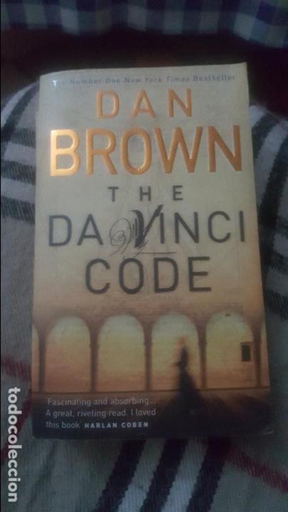 Libros de segunda mano: THE DA VINCI CODE. EL C&Oacute;DIGO DA VINCI. DAN BROWN. EN 8NGLES 2004 - Foto 1