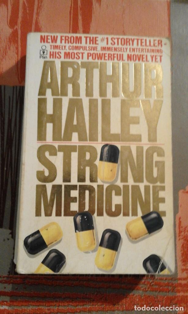 Libros de segunda mano: Strong medicine - Arthur Hailey - en ingl&eacute;s - Foto 1