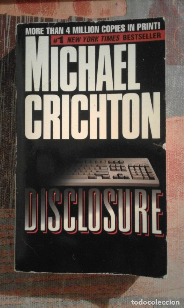 Libros de segunda mano: Disclosure - Michael Crichton - en ingl&eacute;s - Foto 1