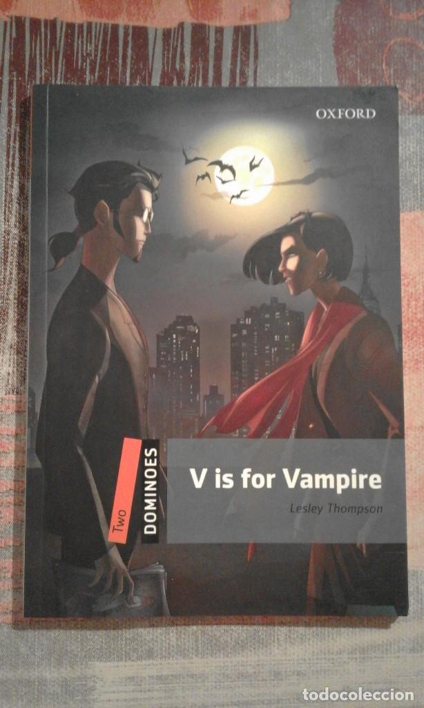 Libros de segunda mano: V is for Vampire - Lesley Thompson - en ingl&eacute;s - Foto 1