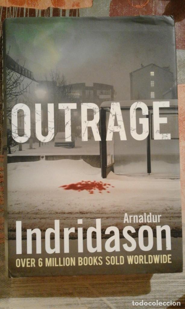 Libros de segunda mano: Outrage - Arnaldur Indridason - en ingl&eacute;s - Foto 1