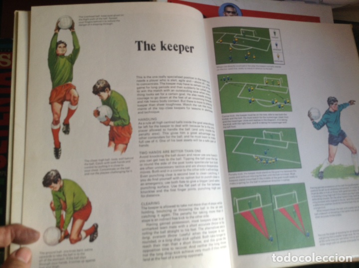 Libros de segunda mano: Play better soccer. Ideal para aprender ingl&eacute;s - Foto 2