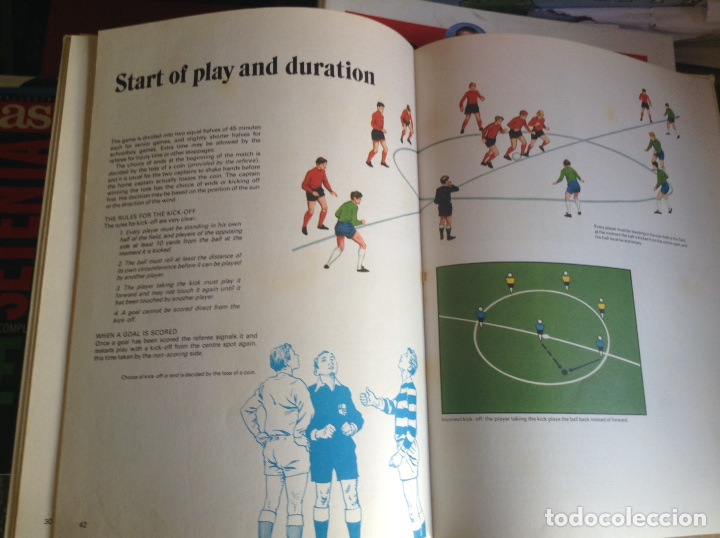 Libros de segunda mano: Play better soccer. Ideal para aprender ingl&eacute;s - Foto 3