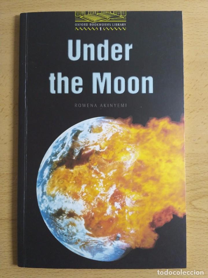 Libros de segunda mano: UNDER THE MOON - Foto 1