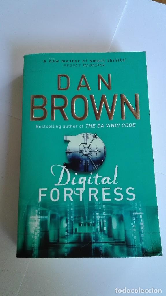 Libros de segunda mano: Digital Fortress Dan Brown  en ingl&eacute;s - Foto 1