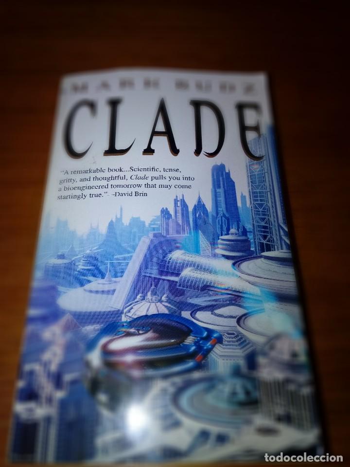Libros de segunda mano: CLADE. MARK BUDZ. EST14B1 - Foto 1