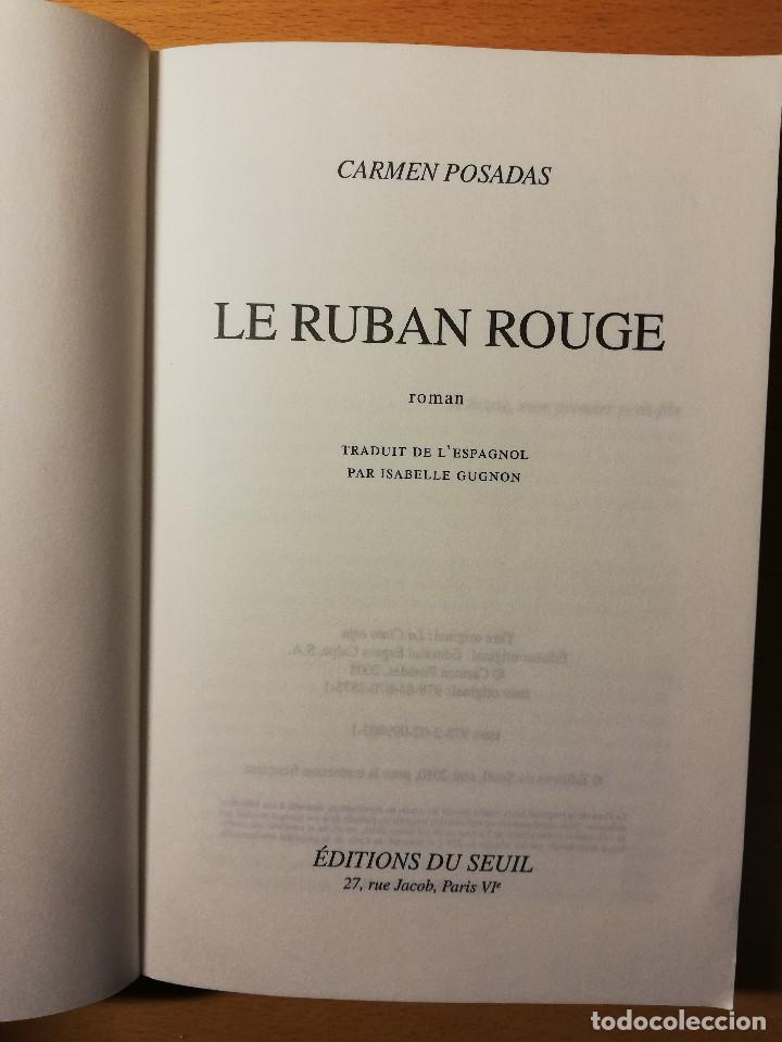 Libros de segunda mano: LE RUBAN ROUGE (CARMEN POSADAS) - Foto 2