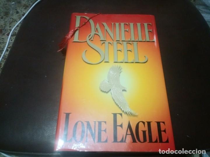 Libros de segunda mano: Libro BCA BOOK DANIELLE STEEL Lone Eagle - Foto 1