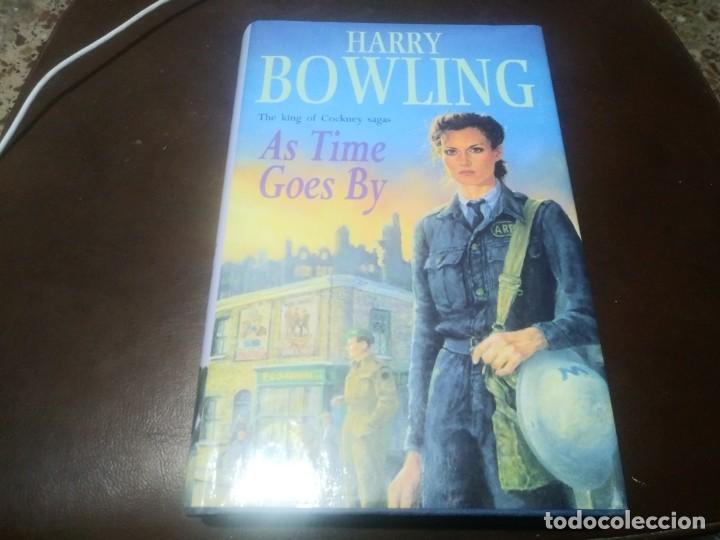 Libros de segunda mano: Libro BOOK BCA. Harry Bowling. As Time Goes By - Foto 1