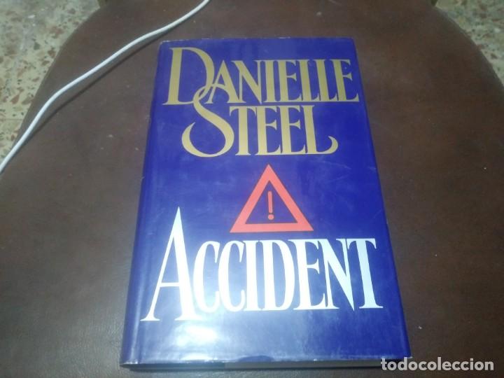 Libros de segunda mano: Libro BOOK BCA. Danielle Steel. Accident - Foto 1
