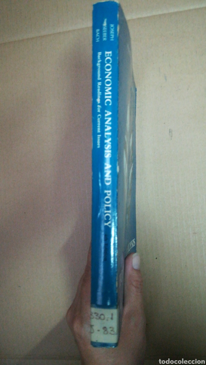 Libros de segunda mano: ECONOMIC ANALYSIS AND POLICY. 1974. - Foto 3