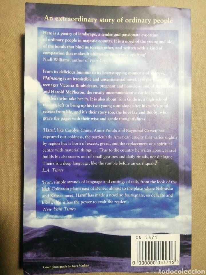Libros de segunda mano: PLAINSONG. KENT HARUF. EN INGL&Eacute;S - Foto 2