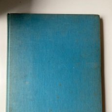 Libros de segunda mano: DAVID HICKS ON LIVING - WITH TASTE. 1ª ED. ILUSTRADO. GRAN BRETAÑA, 1968. PAGS: 150. EN INGLES.