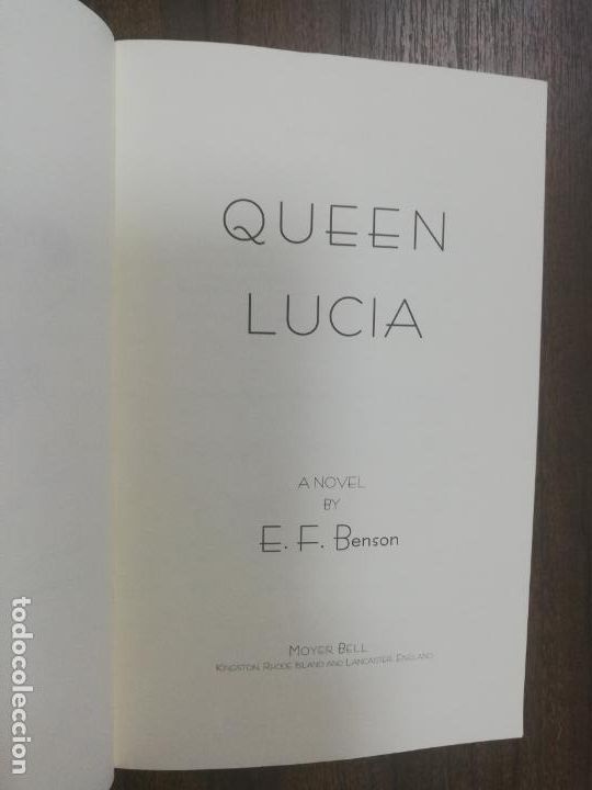 Libros de segunda mano: QUEEN LUCIA. E. F. BENSON. 2004. - Foto 3